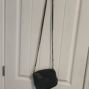 Elegant Black Crossbody Bag (D-20)
